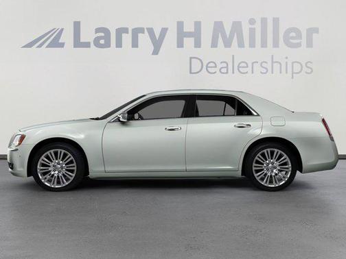 Bright White Clearcoat 2014 Chrysler 300C Base