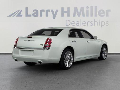 Bright White Clearcoat 2014 Chrysler 300C Base