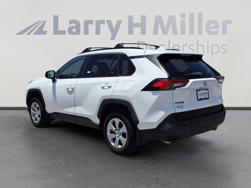 Super White 2021 Toyota RAV4 LE