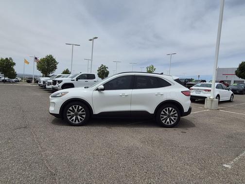 Star White Metallic Tri-Coat 2020 Ford Escape Titanium