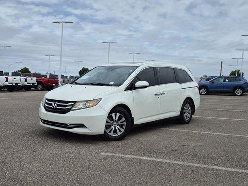 White Diamond Pearl 2016 Honda Odyssey EX-L
