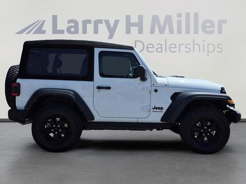 Bright White Clearcoat 2021 Jeep Wrangler Willys