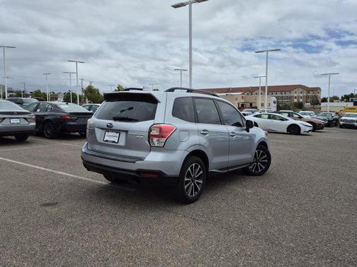Ice Silver Metallic 2018 Subaru Forester 2.0XT Premium