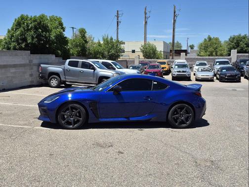 Trueno Blue 2023 Toyota GR86 Premium