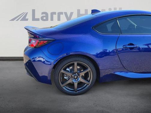 Trueno Blue 2023 Toyota GR86 Premium