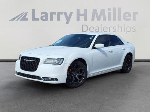 2019 Chrysler 300 S