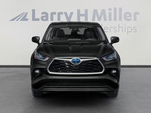 Midnight Black Metallic 2022 Toyota Highlander Hybrid Platinum