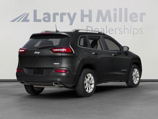 Diamond Black Crystal Pearlcoat 2018 Jeep Cherokee Latitude Plus