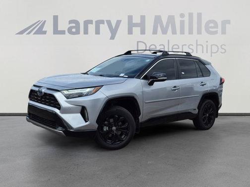 Silver Sky Metallic/Midnight Black Metallic 2022 Toyota RAV4 Hybrid SE