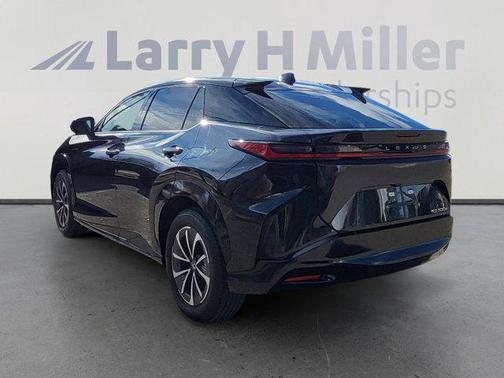 2024 Lexus RZ 300e Premium