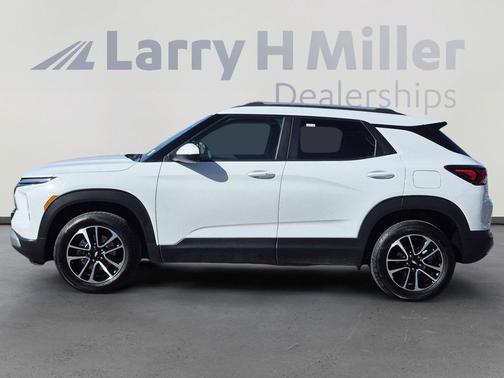 Summit White 2025 Chevrolet Trailblazer LT