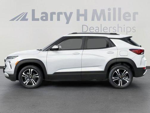Summit White 2025 Chevrolet Trailblazer LT