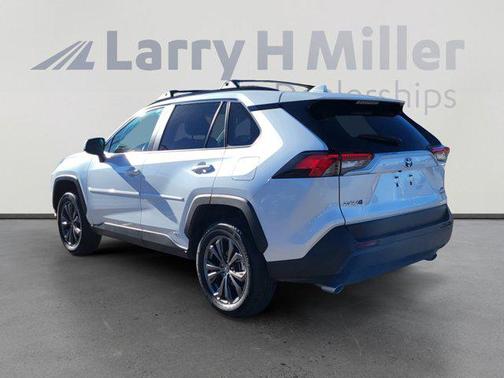 2024 Toyota RAV4 Hybrid XLE Premium