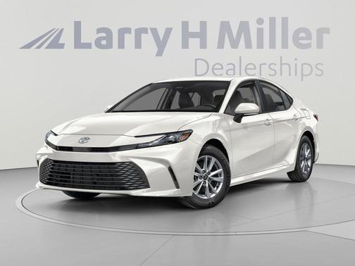 Ice 2025 Toyota Camry LE