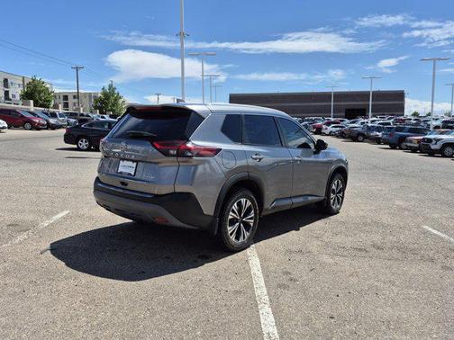 Gun Metallic 2022 Nissan Rogue SV
