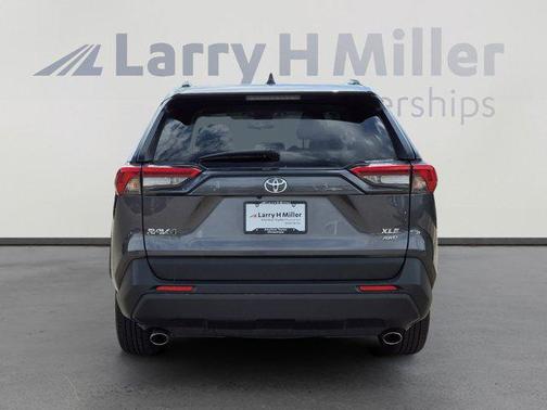 Magnetic Gray Metallic 2025 Toyota RAV4 XLE