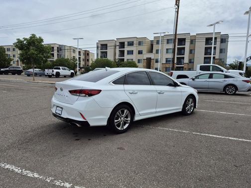 Quartz White Pearl 2019 Hyundai SONATA SEL