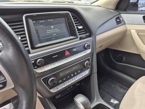 Quartz White Pearl 2019 Hyundai SONATA SEL