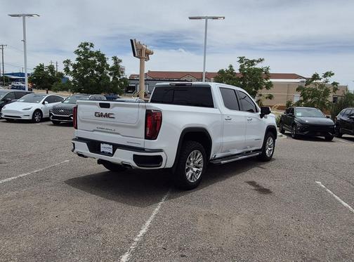 White Frost Tricoat 2021 GMC Sierra 1500 Denali