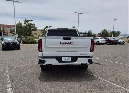 White Frost Tricoat 2021 GMC Sierra 1500 Denali