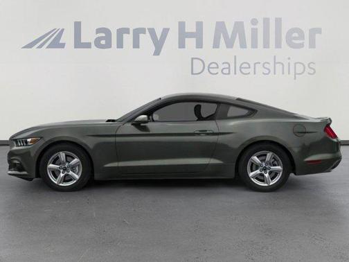 2015 Ford Mustang EcoBoost Premium