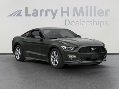 2015 Ford Mustang EcoBoost Premium