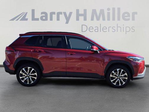 Barcelona Red Metallic 2024 Toyota Corolla Cross XLE