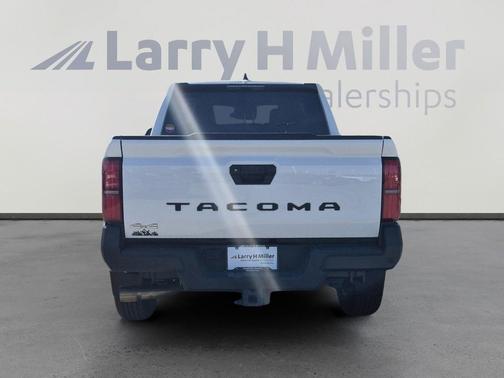 Ice Cap 2024 Toyota Tacoma SR