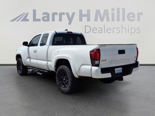 Super White 2021 Toyota Tacoma SR5