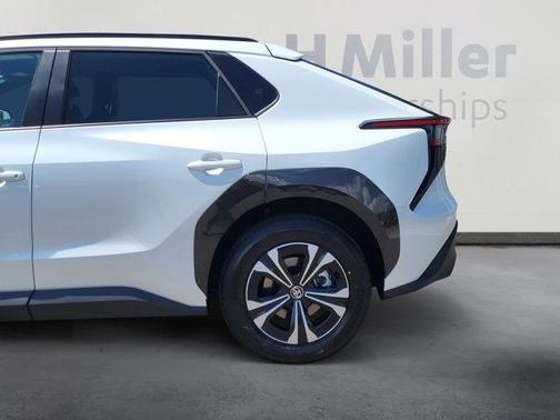 2024 Toyota bZ4X XLE