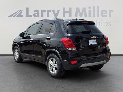 Mosaic Black Metallic 2018 Chevrolet Trax LT