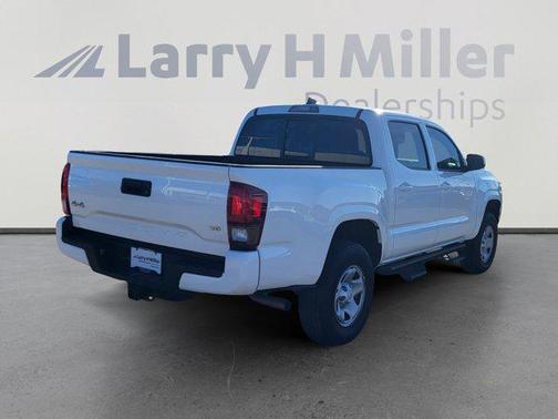 2022 Toyota Tacoma SR