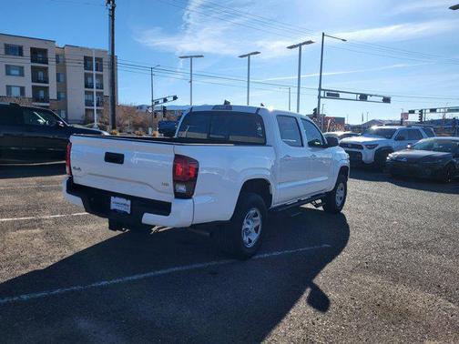 2022 Toyota Tacoma SR
