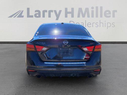 2023 Nissan Altima SR VC-Turbo FWD