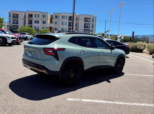 Cacti Green 2025 Chevrolet Trax FWD ACTIV