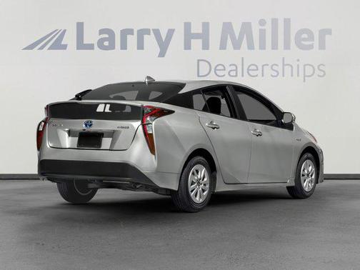 2018 Toyota Prius Four Touring