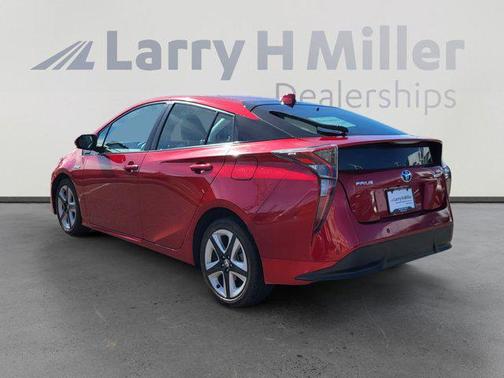 2018 Toyota Prius Four Touring