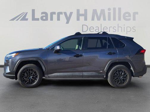 2023 Toyota RAV4 Hybrid XLE