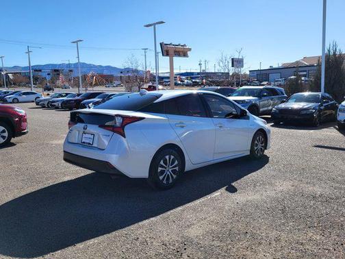 2021 Toyota Prius LE