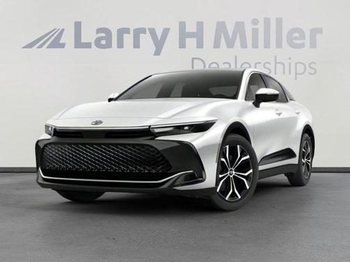 Storm Cloud 2026 Toyota Crown XLE