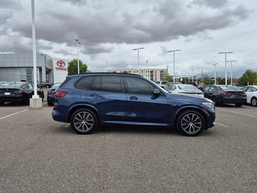Phytonic Blue Metallic 2023 BMW X5 PHEV xDrive45e