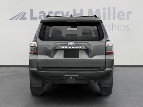 Midnight Black Metallic 2022 Toyota 4Runner SR5