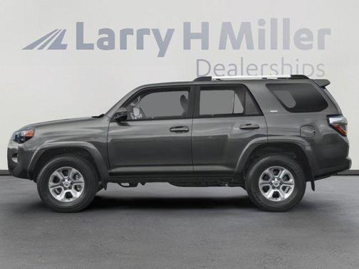 Midnight Black Metallic 2022 Toyota 4Runner SR5