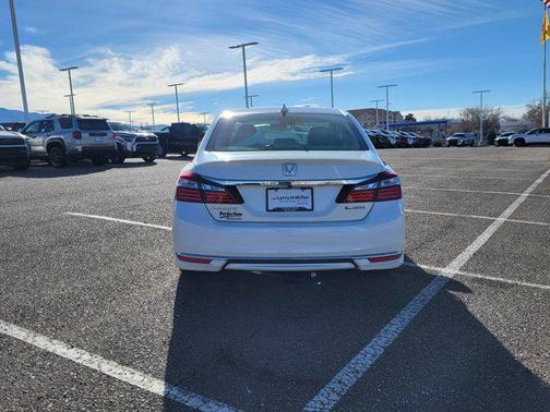 2017 Honda Accord Hybrid EX-L