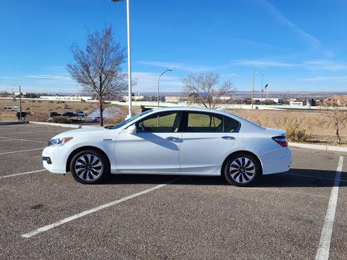2017 Honda Accord Hybrid EX-L