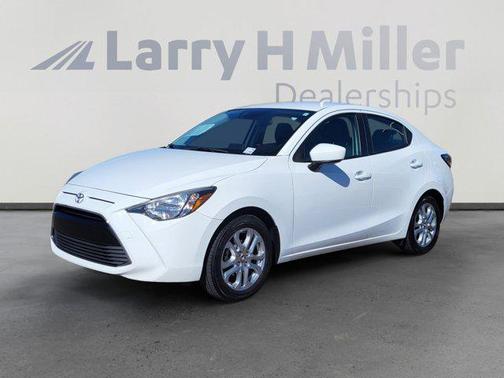 2017 Toyota Yaris iA Base