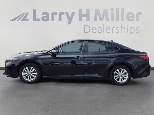 Midnight Black Metallic 2025 Toyota Camry LE