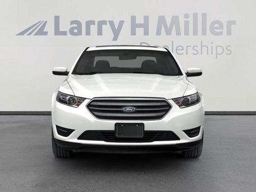 2016 Ford Taurus SEL