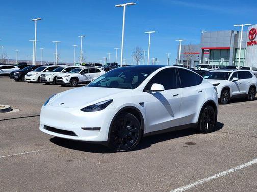 2024 Tesla Model Y Long Range Dual Motor All-Wheel Drive