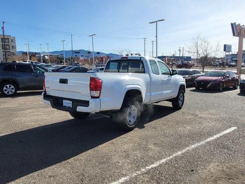2017 Toyota Tacoma SR